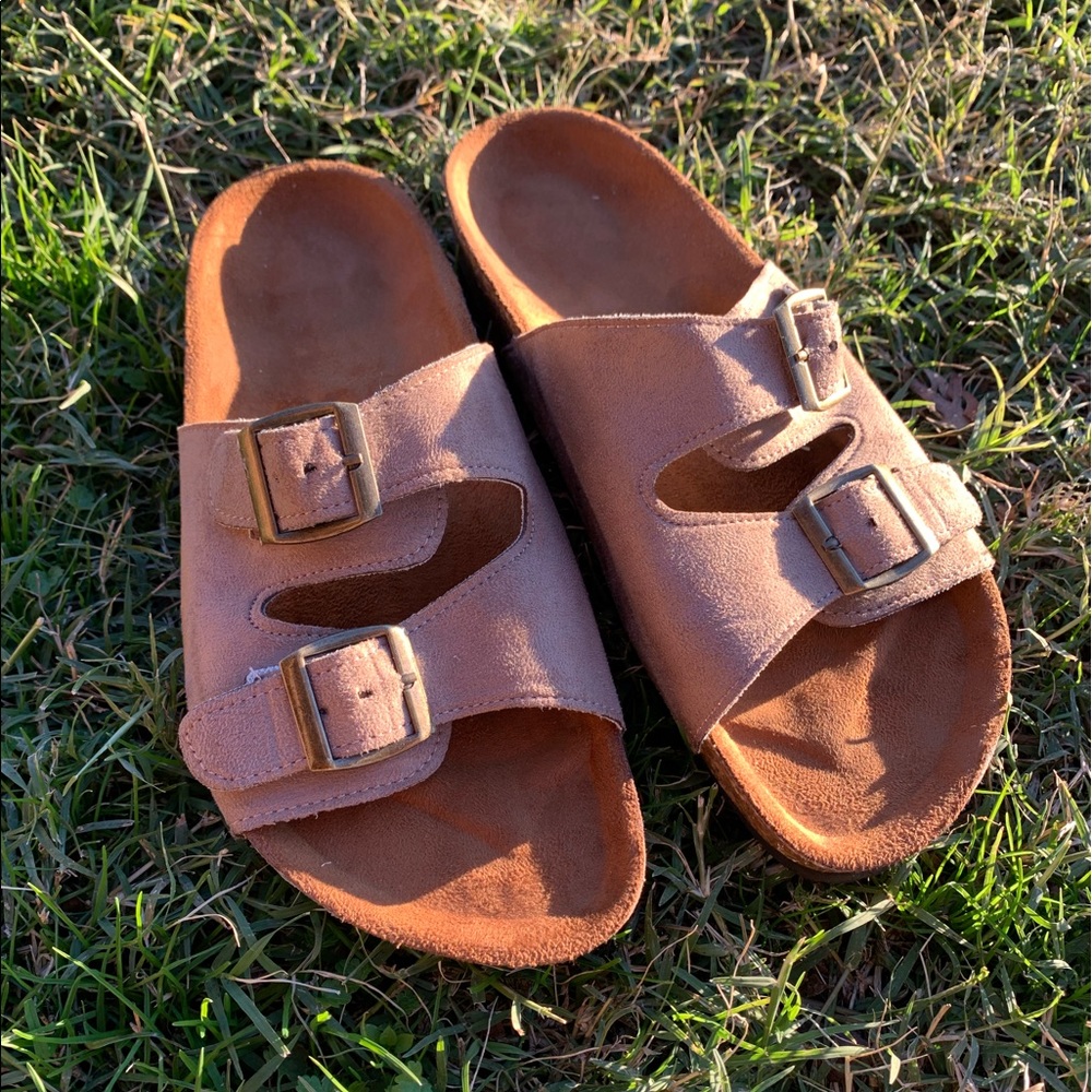 Birkenstock-inspired sandals!